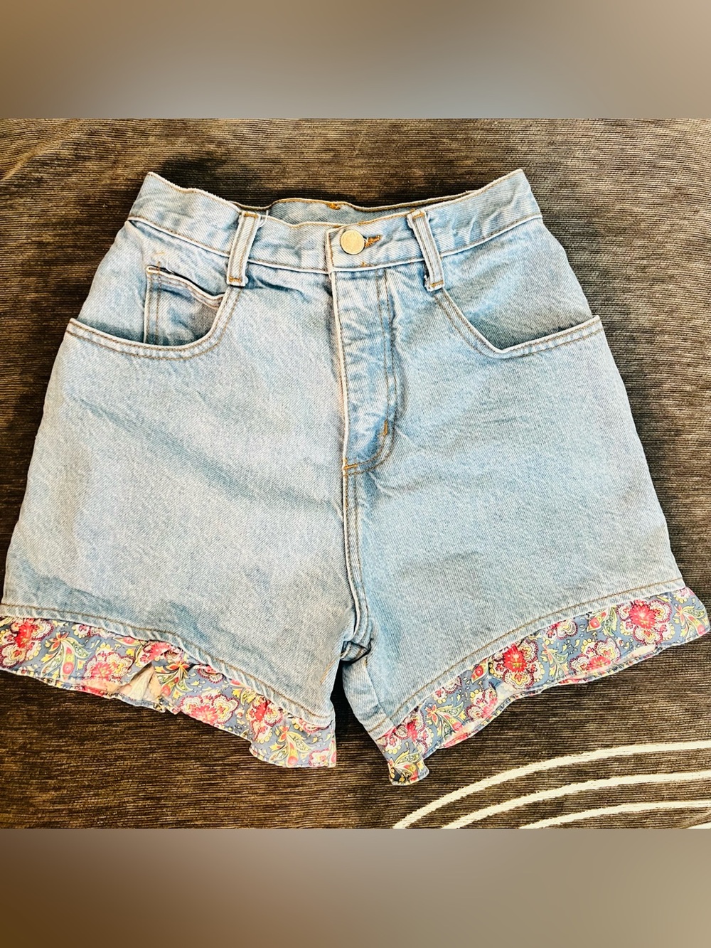 High-Waisted Light Blue Denim Shorts with Floral Trim Kids
